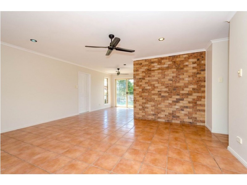 15 Cavella Drive, Glen Eden QLD 4680