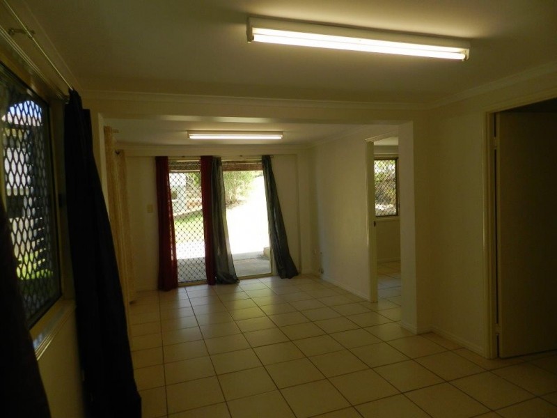 29 PINE AVENUE, West Gladstone QLD 4680