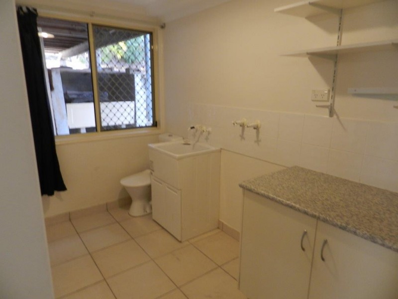 29 PINE AVENUE, West Gladstone QLD 4680