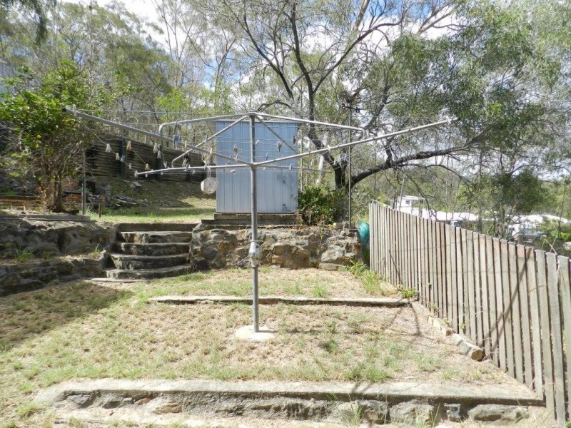 29 PINE AVENUE, West Gladstone QLD 4680