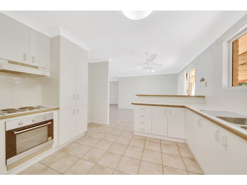 119 J Hickey Avenue, Clinton QLD 4680