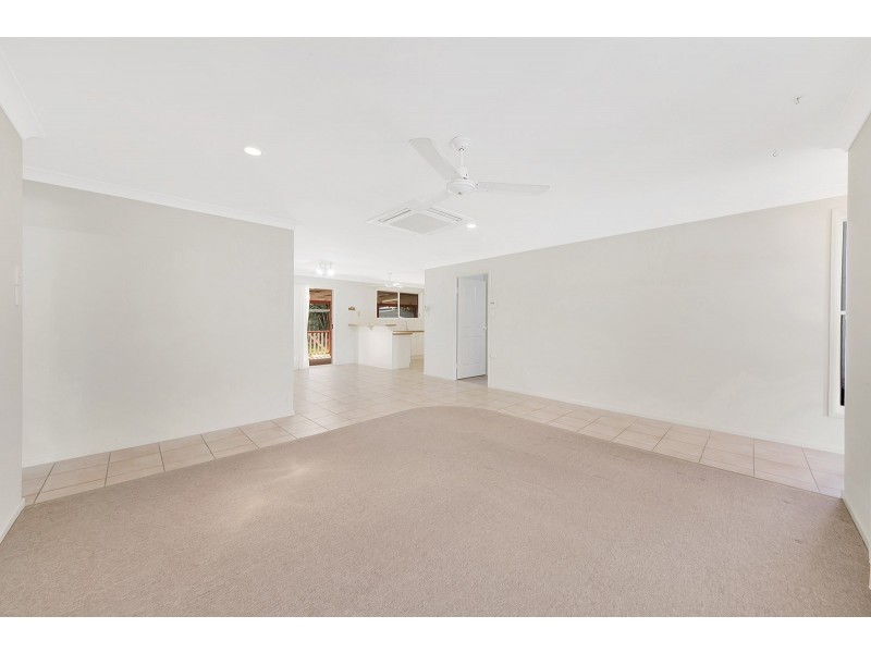 119 J Hickey Avenue, Clinton QLD 4680