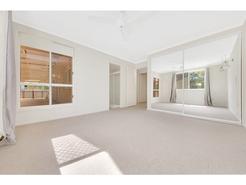 119 J Hickey Avenue, Clinton QLD 4680