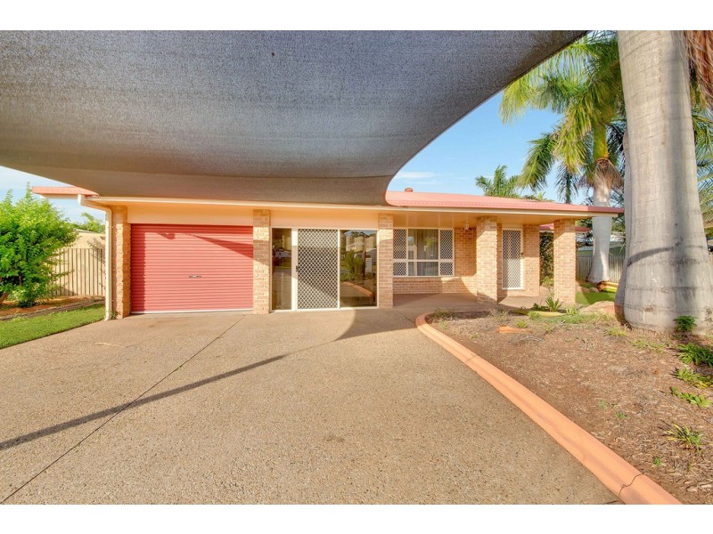 119 J Hickey Avenue, Clinton QLD 4680