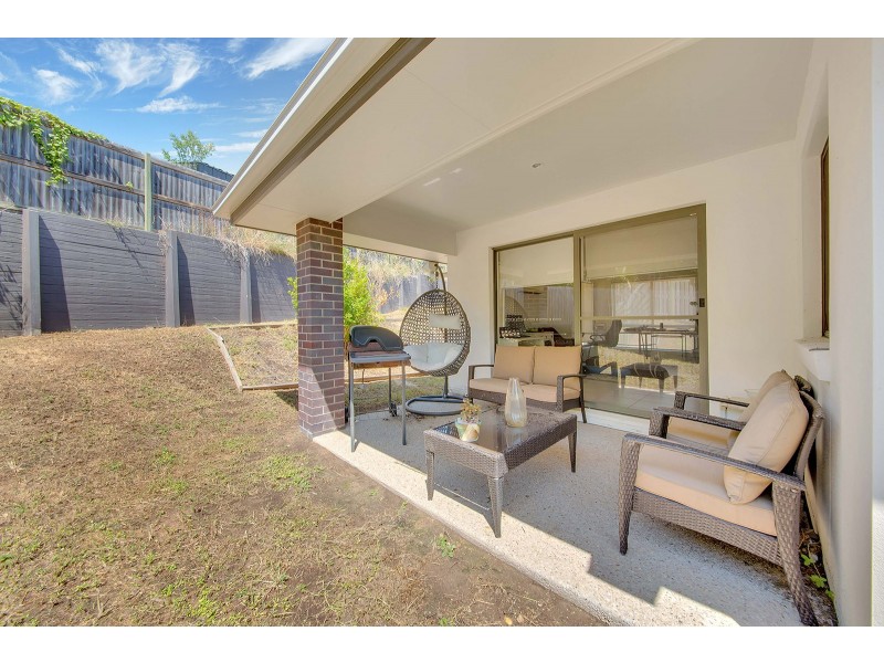 15 Isla Court, New Auckland QLD 4680