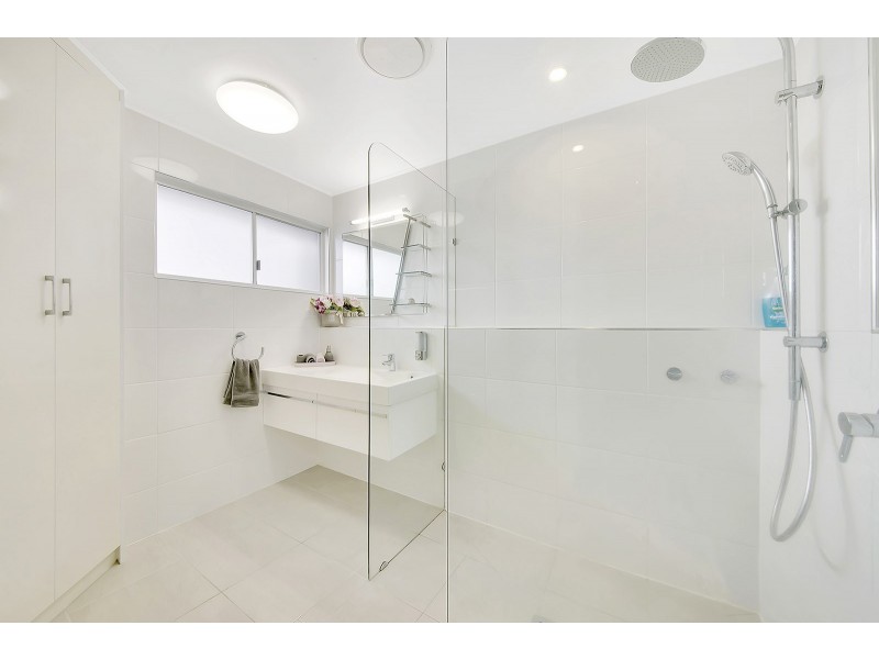 45 BOOTH AVENUE, Tannum Sands QLD 4680