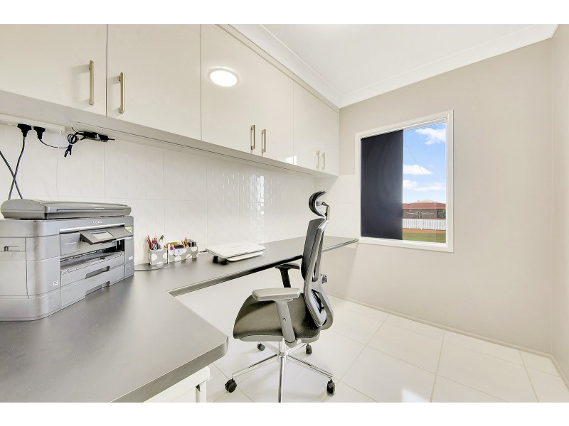 45 BOOTH AVENUE, Tannum Sands QLD 4680