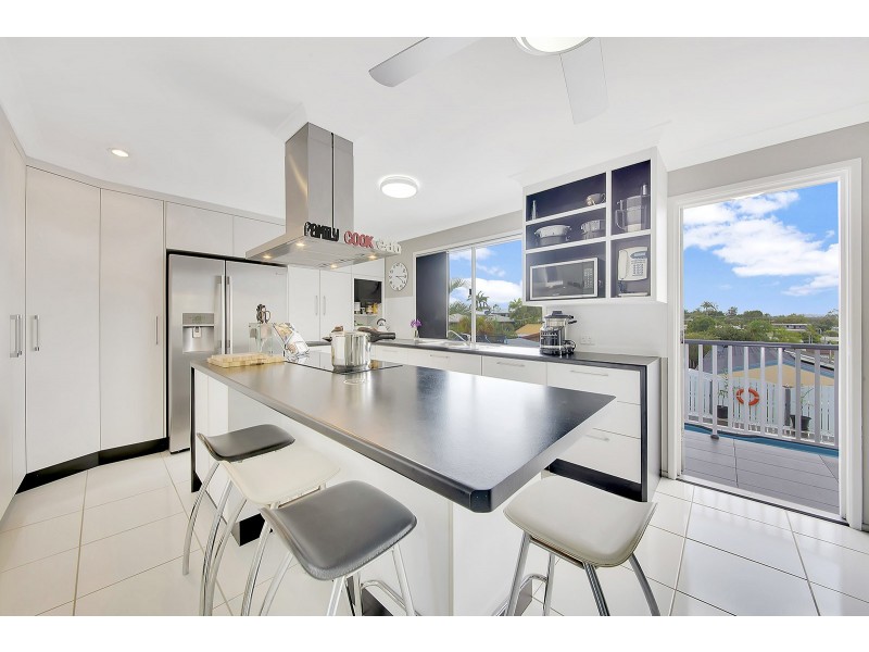 45 BOOTH AVENUE, Tannum Sands QLD 4680