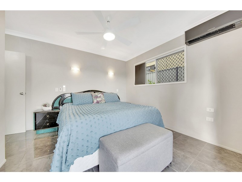 45 BOOTH AVENUE, Tannum Sands QLD 4680