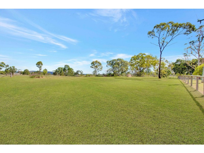 14 Dundee Road, Ambrose QLD 4695