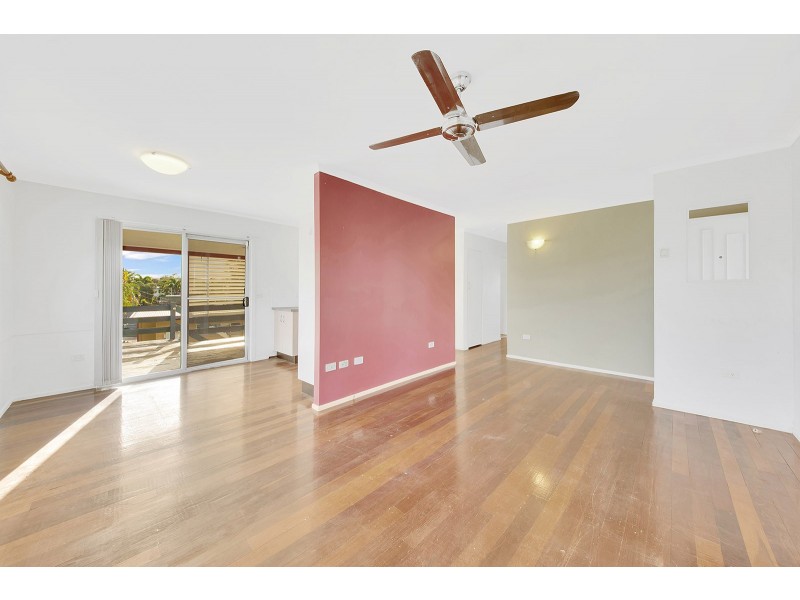 12 MCGINLAY STREET, Clinton QLD 4680