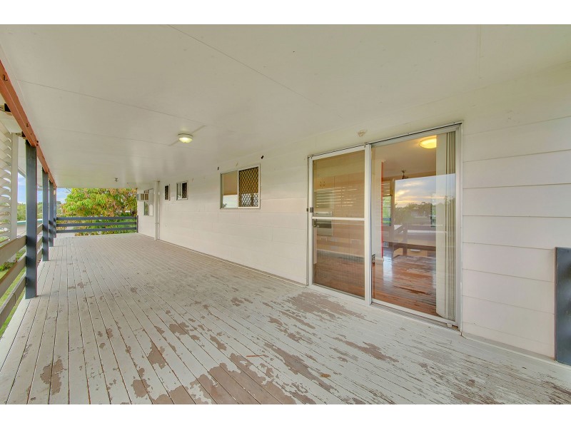 12 MCGINLAY STREET, Clinton QLD 4680