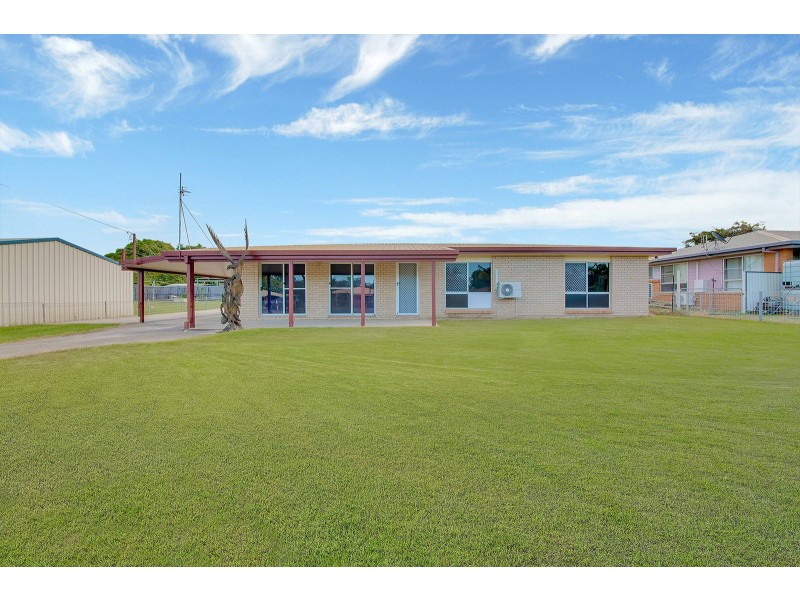 49 KATANDRA STREET, Boyne Island QLD 4680