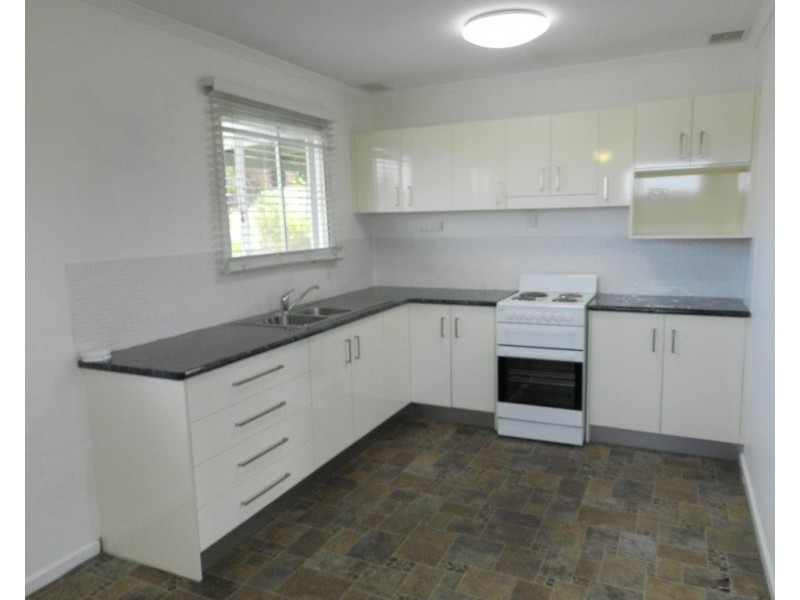 15 ERIN CLOSE, New Auckland QLD 4680