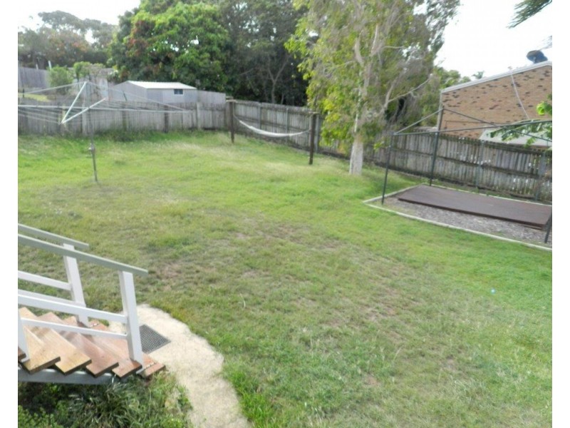 15 ERIN CLOSE, New Auckland QLD 4680