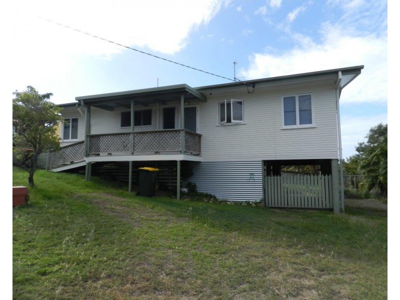 15 ERIN CLOSE, New Auckland QLD 4680