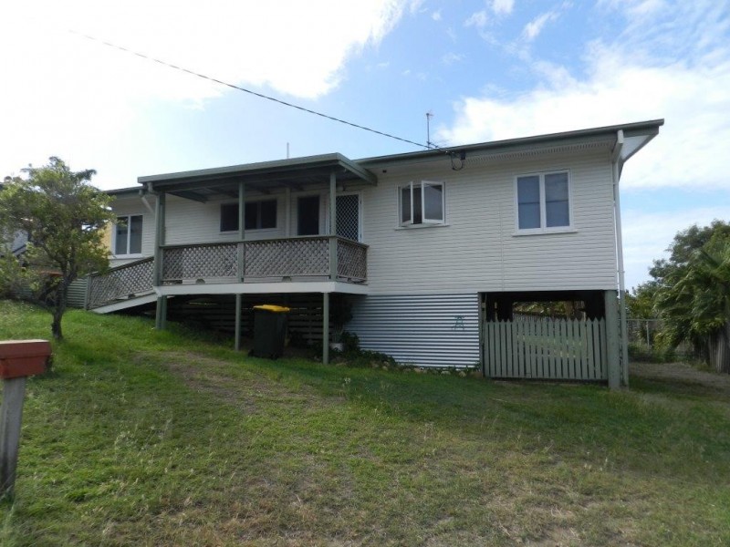 15 ERIN CLOSE, New Auckland QLD 4680