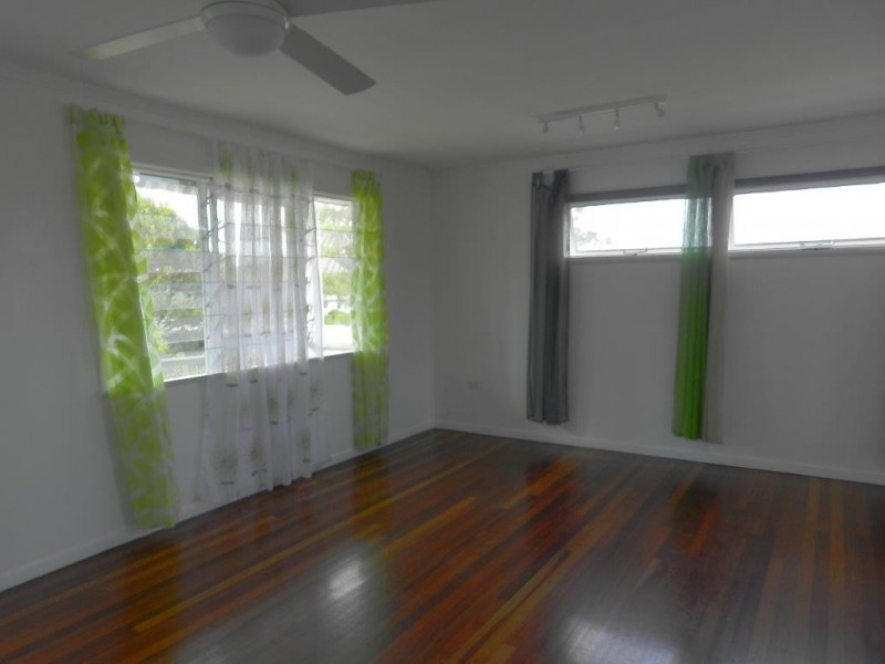 15 ERIN CLOSE, New Auckland QLD 4680