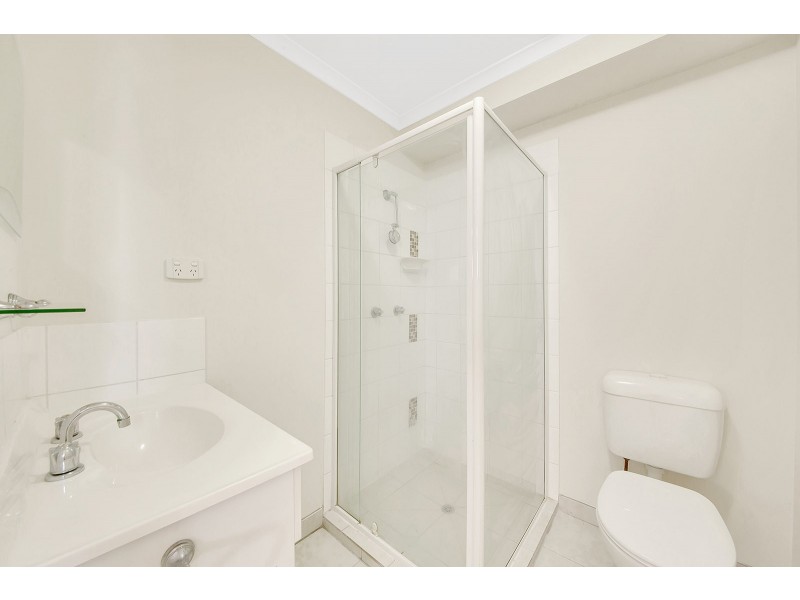 21 Curlew Drive, New Auckland QLD 4680