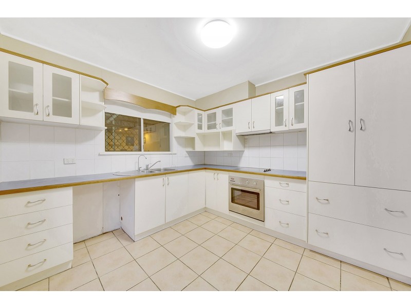1/9 HADDOCK DRIVE, Burua QLD 4680