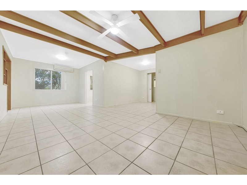 1/9 HADDOCK DRIVE, Burua QLD 4680