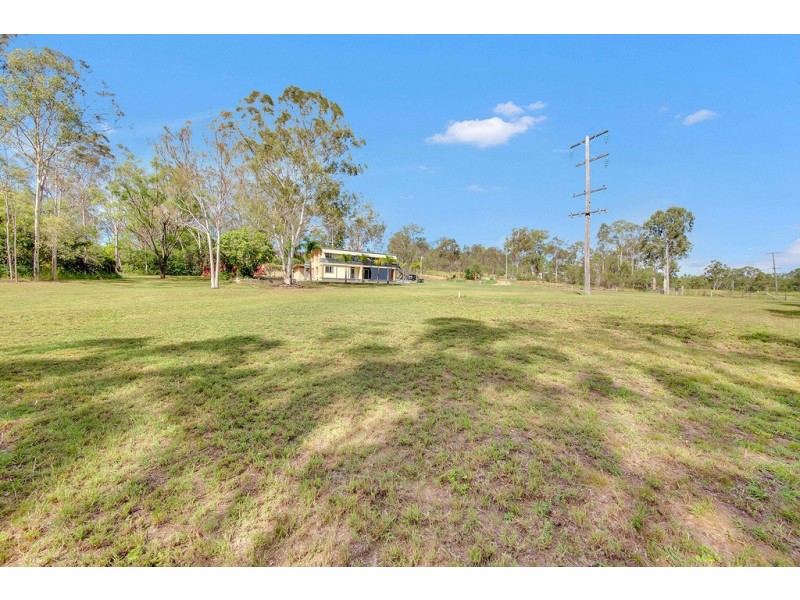 1/9 HADDOCK DRIVE, Burua QLD 4680