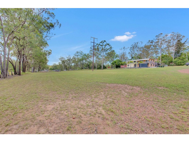 1/9 HADDOCK DRIVE, Burua QLD 4680