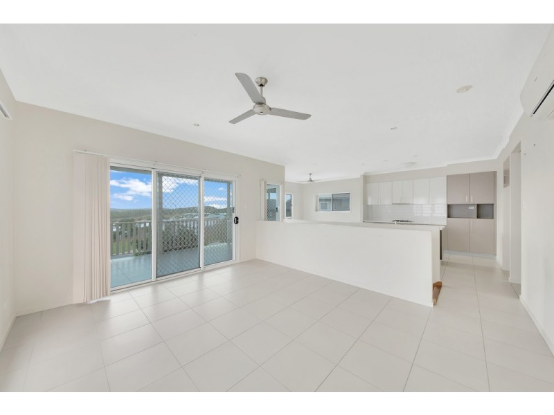 21 Wentworth Place, Glen Eden QLD 4680