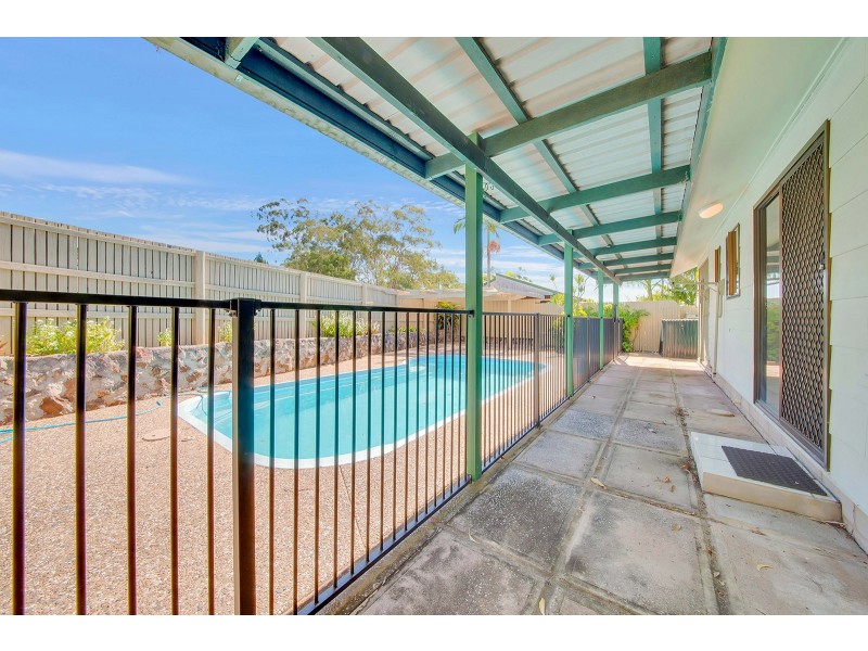 42 Oxley Drive, South Gladstone QLD 4680