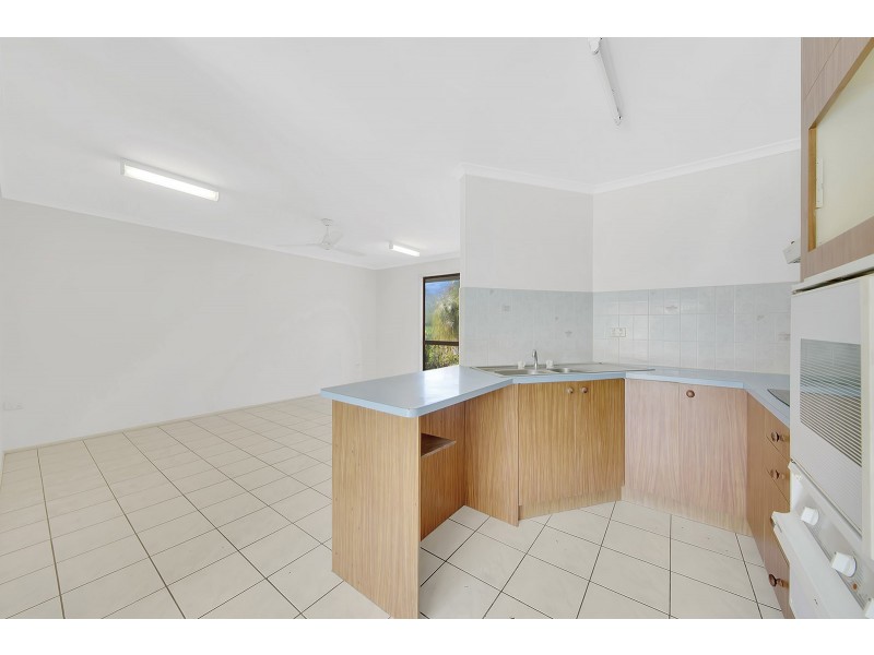 42 Oxley Drive, South Gladstone QLD 4680