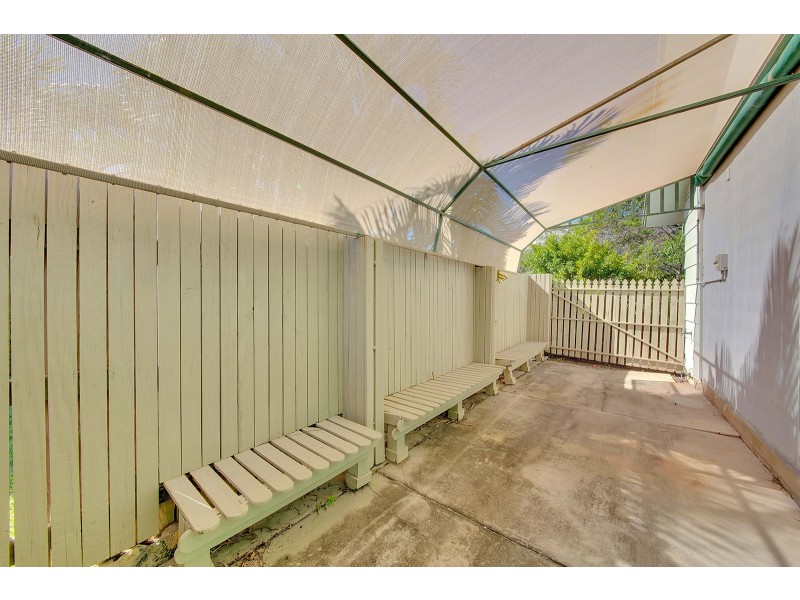 42 Oxley Drive, South Gladstone QLD 4680