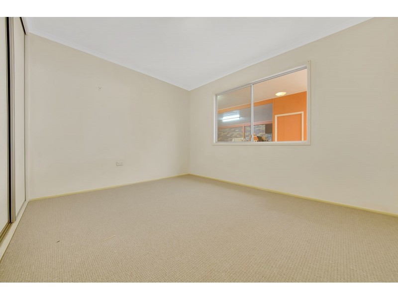 34 Venus Street, Telina QLD 4680