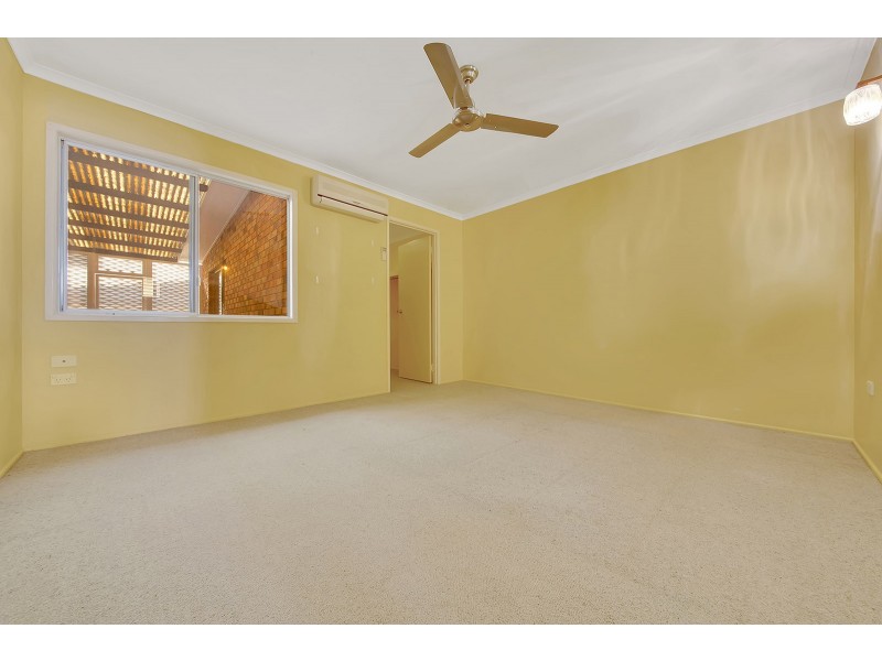 34 Venus Street, Telina QLD 4680