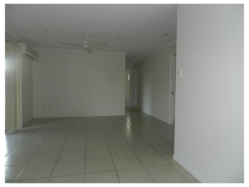 16 Bridgeman Place, Clinton QLD 4680