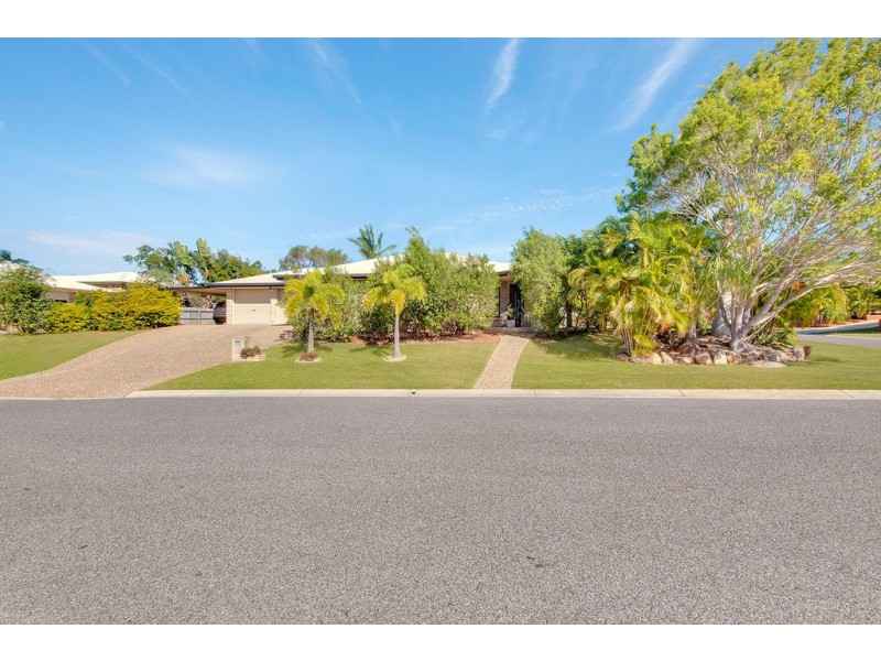 5 Whitbread Road, Clinton QLD 4680