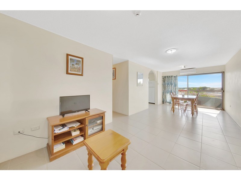 14 7 KENT STREET, West Gladstone QLD 4680