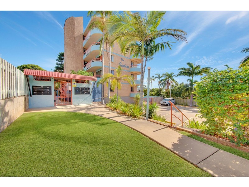 14 7 KENT STREET, West Gladstone QLD 4680