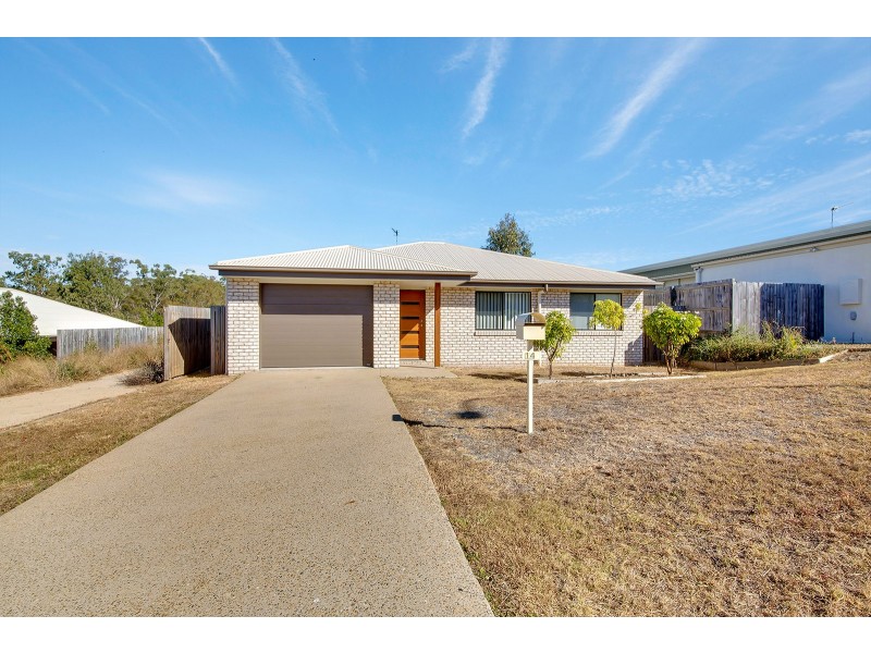 14 Telopea Place, Kirkwood QLD 4680