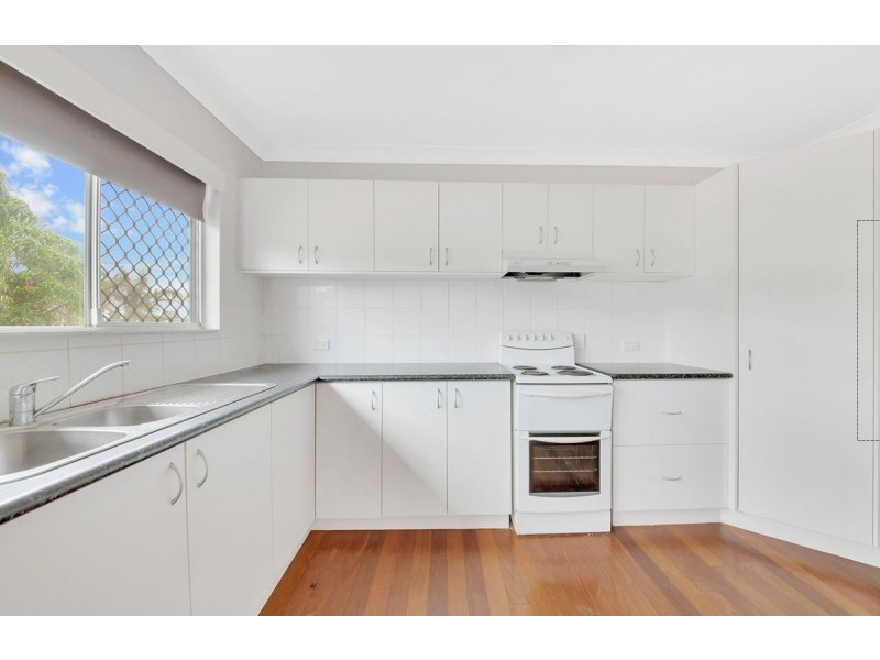 33 PHILIP STREET, South Gladstone QLD 4680