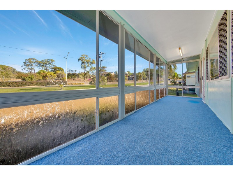 33 PHILIP STREET, South Gladstone QLD 4680