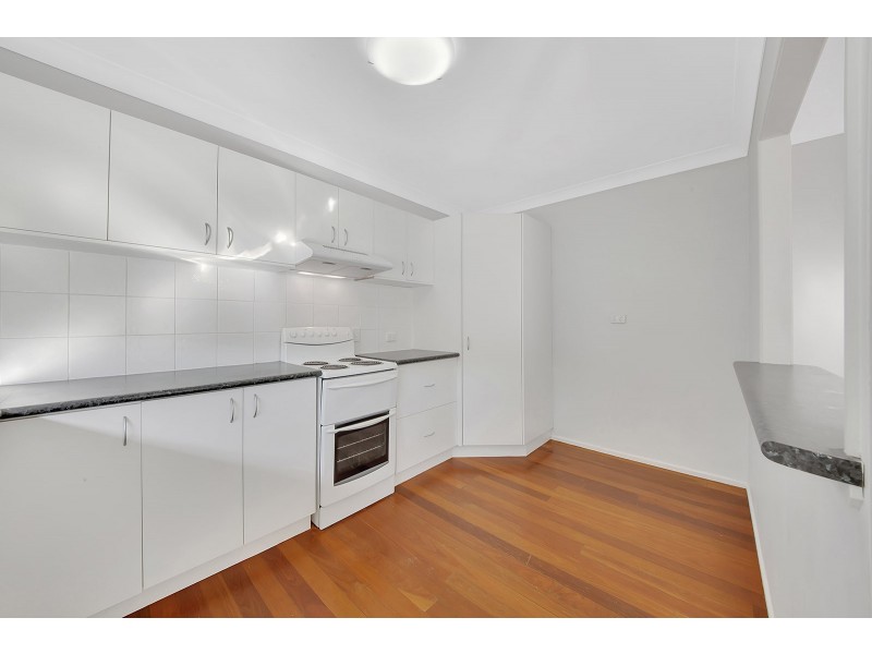 33 PHILIP STREET, South Gladstone QLD 4680