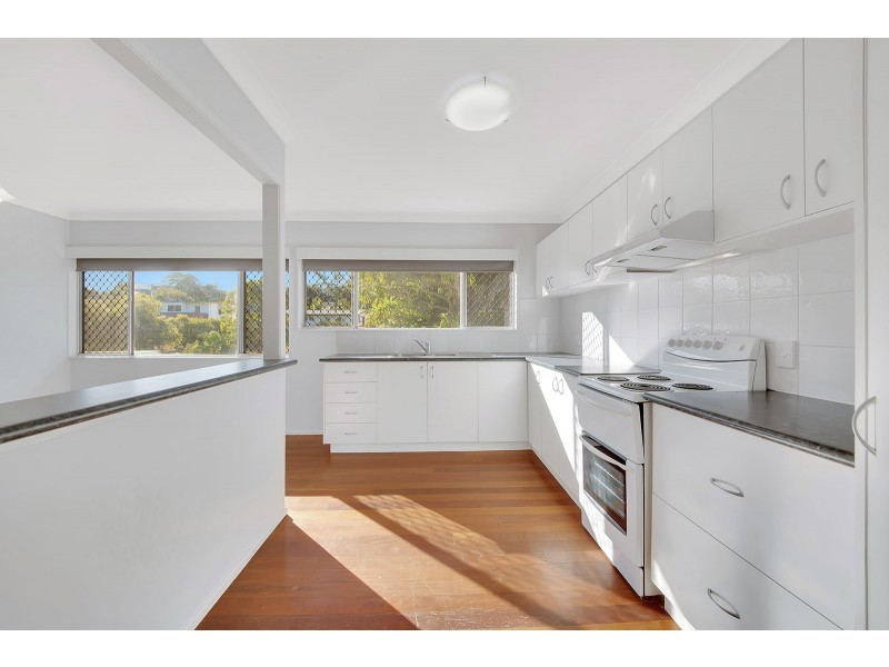 33 PHILIP STREET, South Gladstone QLD 4680