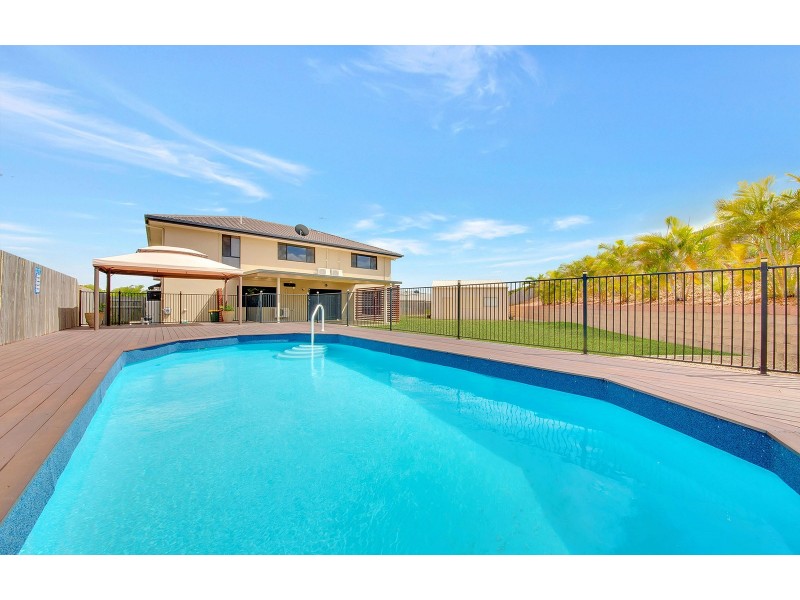 8 LLANA COURT, New Auckland QLD 4680