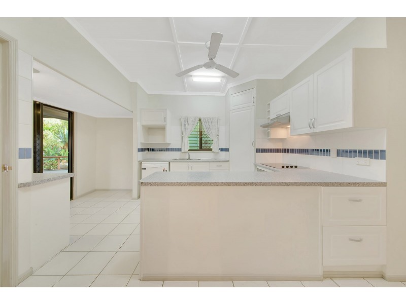 21 Eden Street, South Gladstone QLD 4680