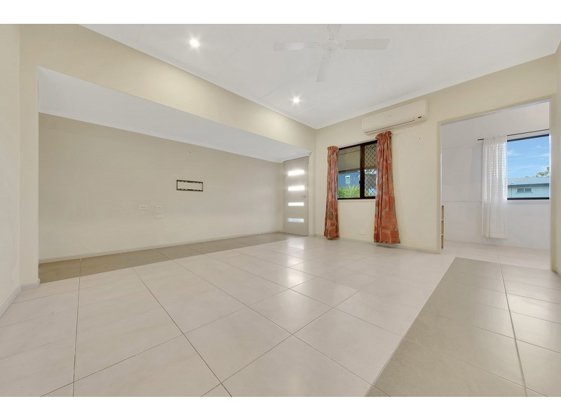 21 Eden Street, South Gladstone QLD 4680