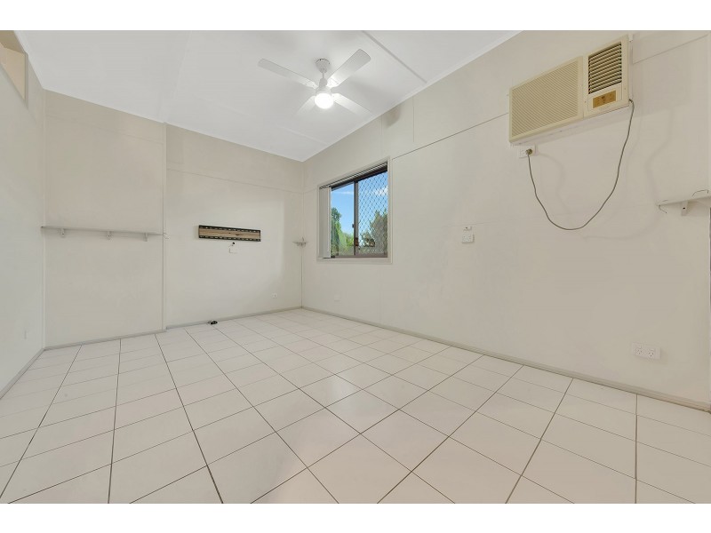 21 Eden Street, South Gladstone QLD 4680