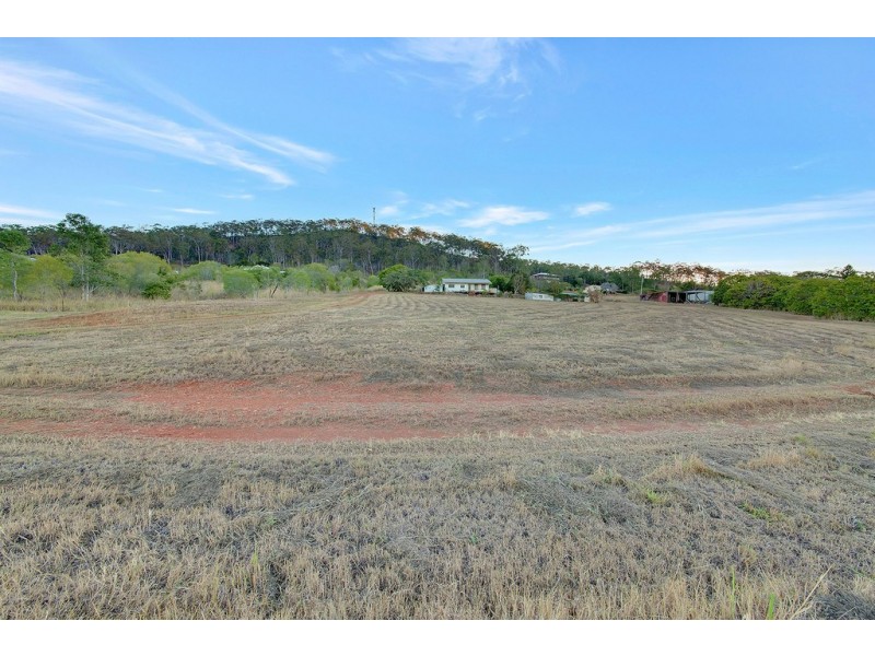 63 Surveyor Place, Beecher QLD 4680