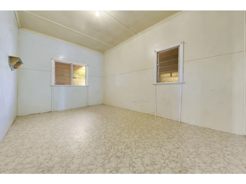 63 Surveyor Place, Beecher QLD 4680