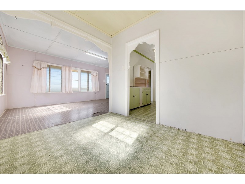 63 Surveyor Place, Beecher QLD 4680