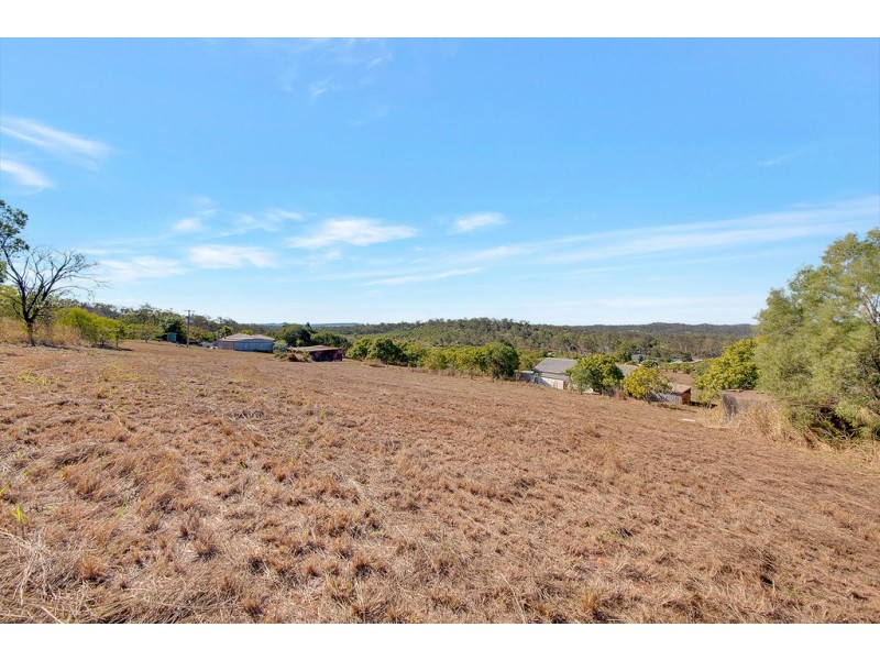 63 Surveyor Place, Beecher QLD 4680